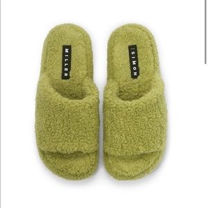 BRAND NEW Simon Miller Shearling Slide